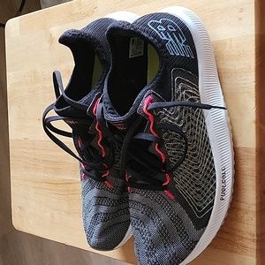New Balance Fuel Cell men's size 10. Multi colored & worn 3 times for walking.
